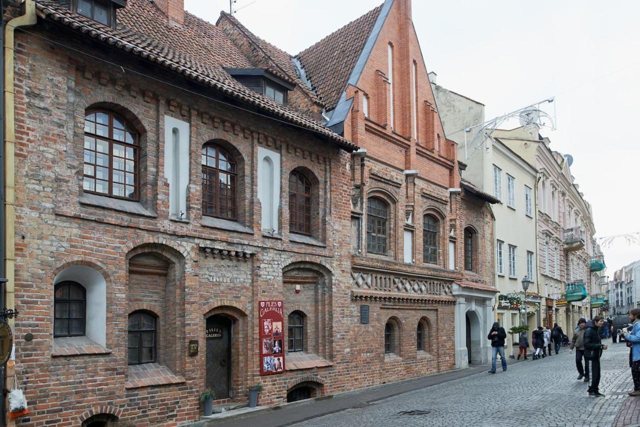 Cozy Apartment In Gothic Style House In The Heart Of The Old Town VNO Exteriör bild